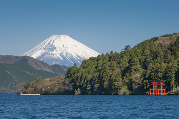 Beautiful Lake ashi and mt. Fuji in autumn season