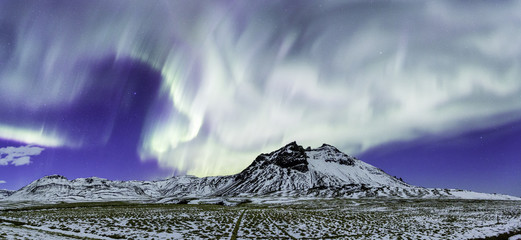 Northern light of Iceland - 171914371