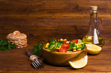 Salad with raw vegetables