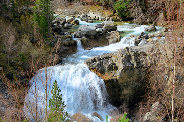 Welcome to the Ordesa Pyrenees at the foot of Lost Mountain