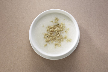 Congee with preserved radish