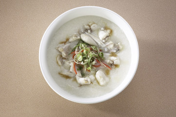 Congee with frog meat
