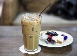 Coffee & food blurred photo