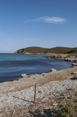Corsica, 28/08/2017: vista della spiaggia di Santa Maria, una delle più famose e selvagge del Capo Corso, circondata dalla macchia mediterranea