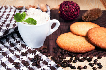  coffee with cream and biscuits