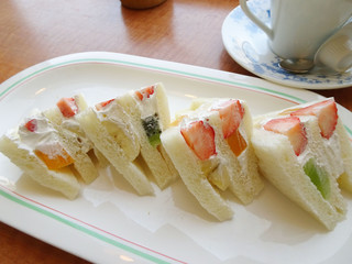 フルーツサンド