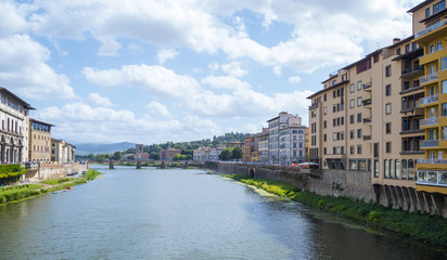 Obraz premium River Arno in the city of Florence