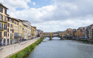 Fototapeta na wymiar Wide angle view over River Arno in Florence