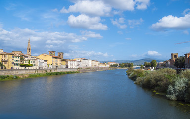 Fototapeta na wymiar River Arno in the city of Florence