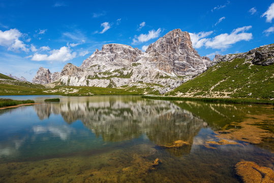 Lago dei Piani, Lastron dei Scarperi (2957m) and Crodon di San Candido (2891m).