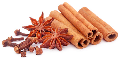 Some aromatic cinnamon with star anise
