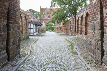 Das Stargarder Tor in Neubrandenburg, Ostdeutschland © Harald Biebel