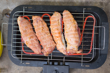 Cooking meat on a electric grill