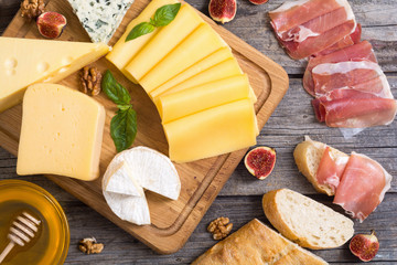 Different kind of cheese