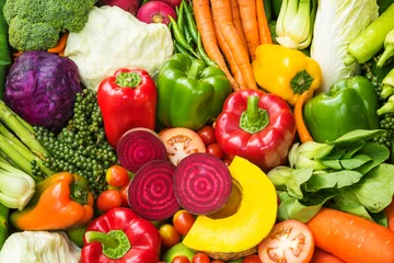 Foto op Plexiglas Groenten Verschillende verse groenten om gezond te eten
