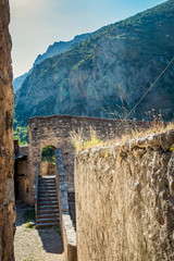 Promenade dans les remparts du village de Villefranche de Conflent