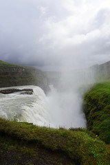 Wasserfall Gullfoss - Landschaft im Süd-Westen Islands / Golden Circle