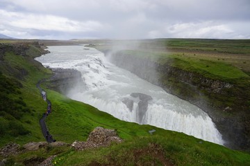 Wasserfall Gullfoss - Landschaft im Süd-Westen Islands / Golden Circle