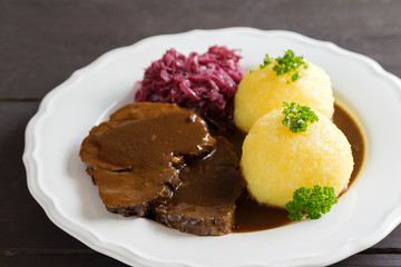 Wildschweinbraten