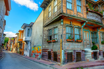 Fototapeta na wymiar old quarter of Istanbul, traditional houses