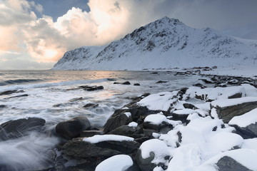 N-wards view from Vareid beach over Vareidsundet. Mounts Hustinden-Rorliheia-Knubban. Flakstadoya-Lofoten-Norway.0434