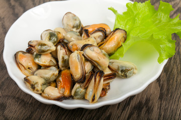 Pickled mussels