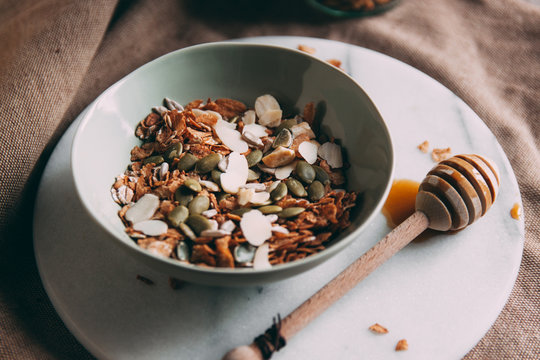 Muesli with almonds and sunflower seeds