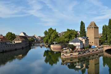 Straßburg, Elsaß, Frankreich, Europa / Strasbourg, Alsace: Petite France (Altstadt) und Ponts...