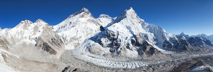mount Everest, Lhotse and nuptse from Pumo Ri base camp - obrazy, fototapety, plakaty
