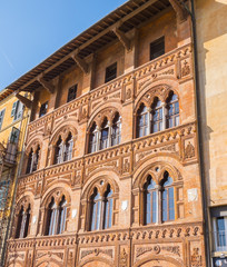 Fototapeta na wymiar Amazing mansion in the city of Pisa - beautiful house facade