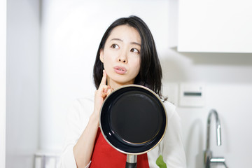 キッチンの女性