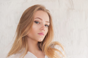 Naklejka premium Portrait of a beautiful blonde