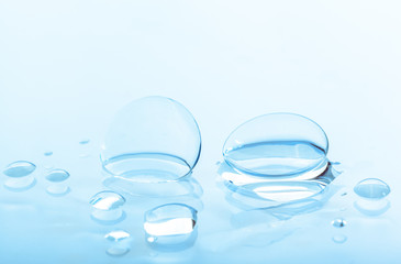 Contact lenses with water drops