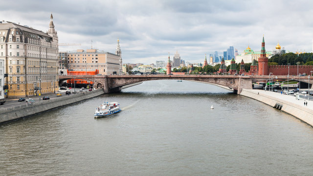 Moscow skyline from Floating Bridge in Zaryadye