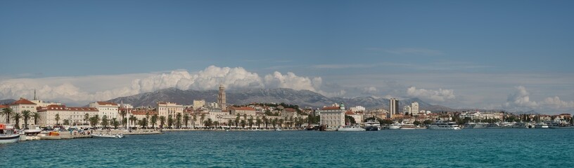 Fototapeta premium Split Croatia Harbour Panorama Skyline