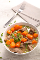 beef,carrot and pea