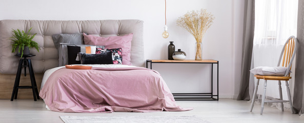 Charming, pastel pink bedcover