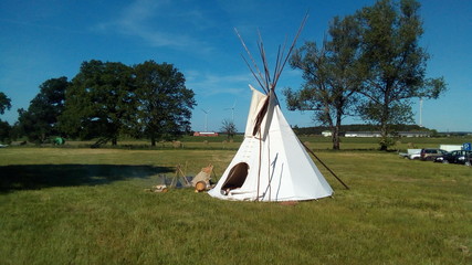 Indianer Tipi © Heike