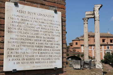 Scriita antica ai fori imperiali. Roma Italia