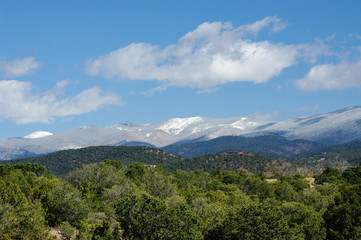 Fototapeta na wymiar Sangre De Cristo Mountains in Winter