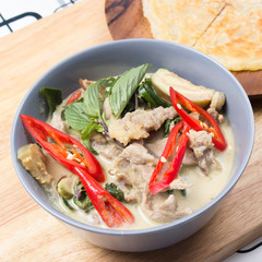 Beef green curry