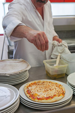 pizza pizzeria cuisine italienne m&eacute;diterran&eacute;enne