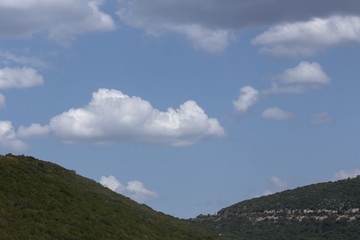 Clouds above the mountain