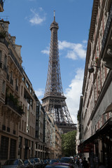 Fototapeta na wymiar Eiffel Tower Street View