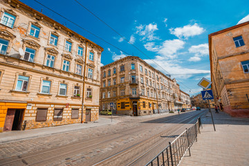 Obraz premium LVIV, UKRAINE - AUGUST 27, 2017: Ancient street of Lviv