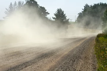 Rolgordijnen Dust country road. © Ludmila Smite