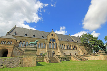 Fototapeta na wymiar Goslar: Kaiserpfalz (11. Jh., Niedersachsen)