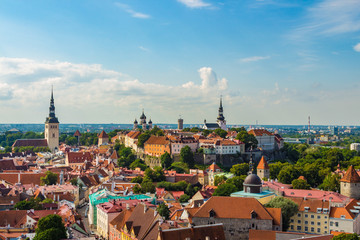 Obraz premium Aerial View of Tallinn Old Town in a beautiful summer day, Estonia