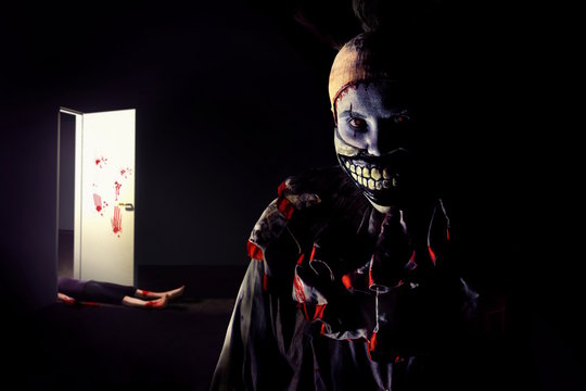 scary horror killer clown