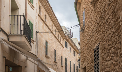 Mediterrane Gasse in Spanien